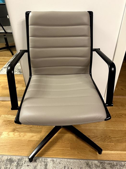 Scaune piele naturală Mobexpert