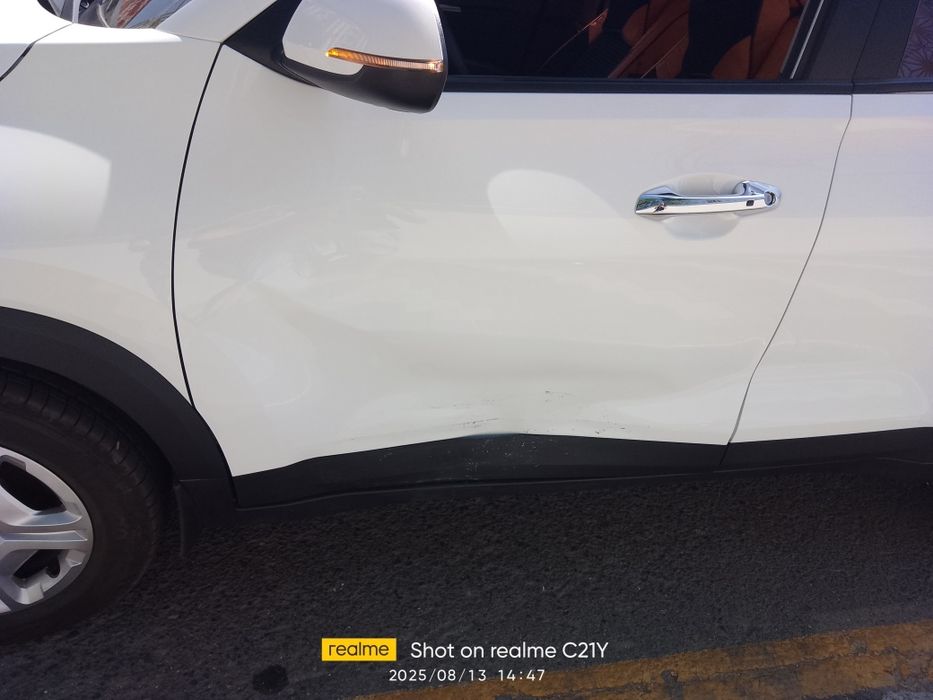 Дверь KIA Sonet б/у  левая передняя