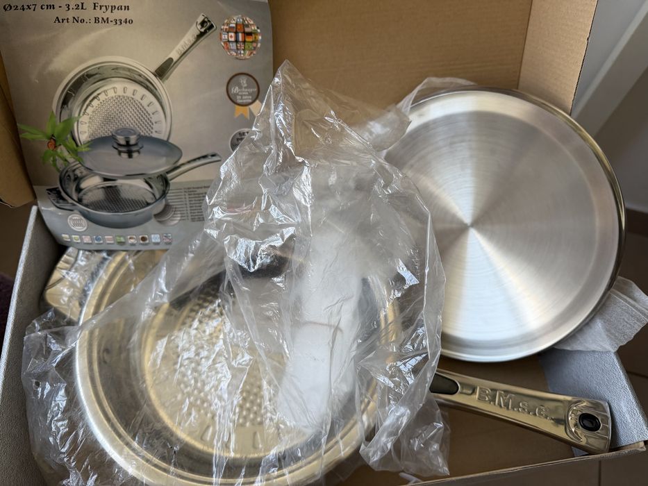 Tigaie / cratiță Bachmayer Solingen 24 cm – NOUĂ, cu capac (inducție)