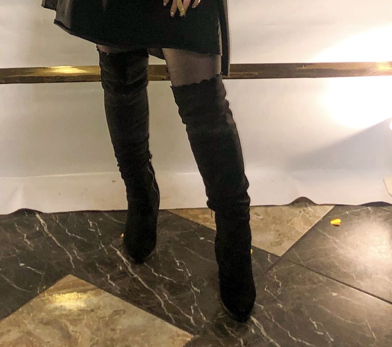 Продам замшевые ботфорды