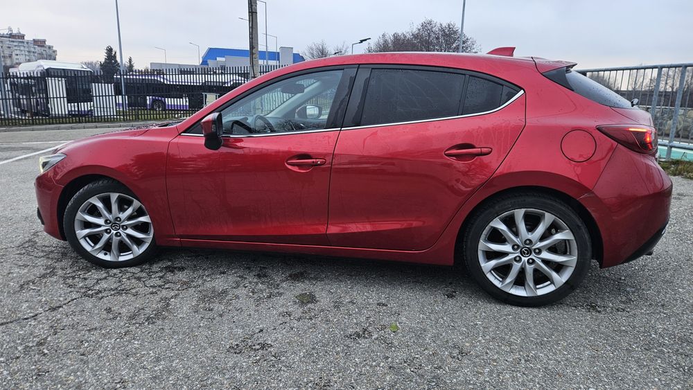 Vând mazda 3 2.2 diesel