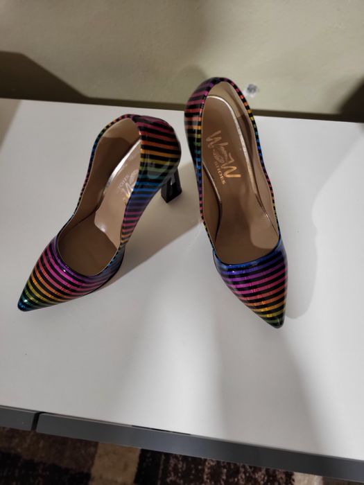 Pantofi multicolori nr 38