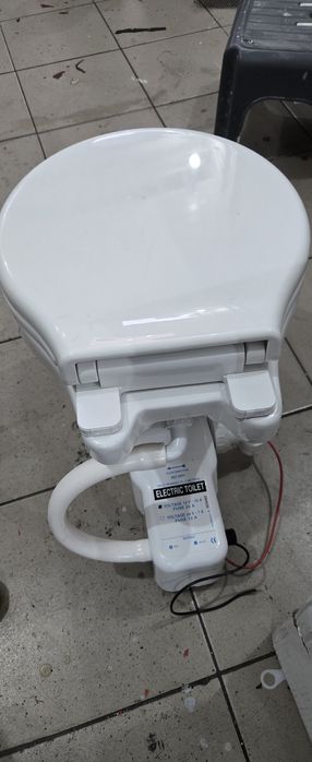 WC absorbtie cu tocator 12v