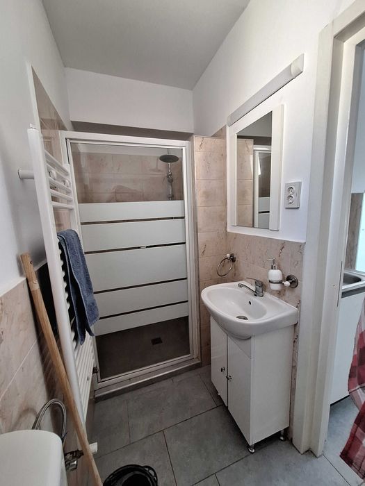 Inchiriez apartament cu 2 camere ultra central