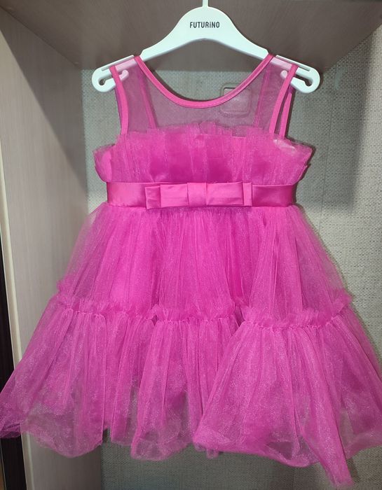 Платье нарядное на девочку