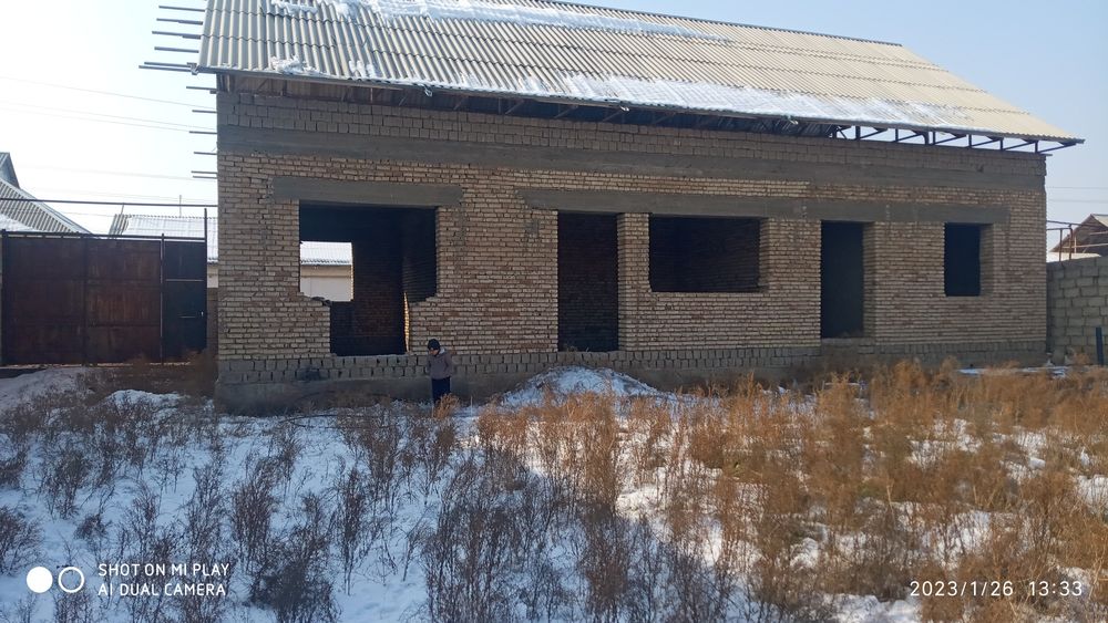 Yer uchastka sotiladi 12 soth Qarshi ayraport krugi yaqinida