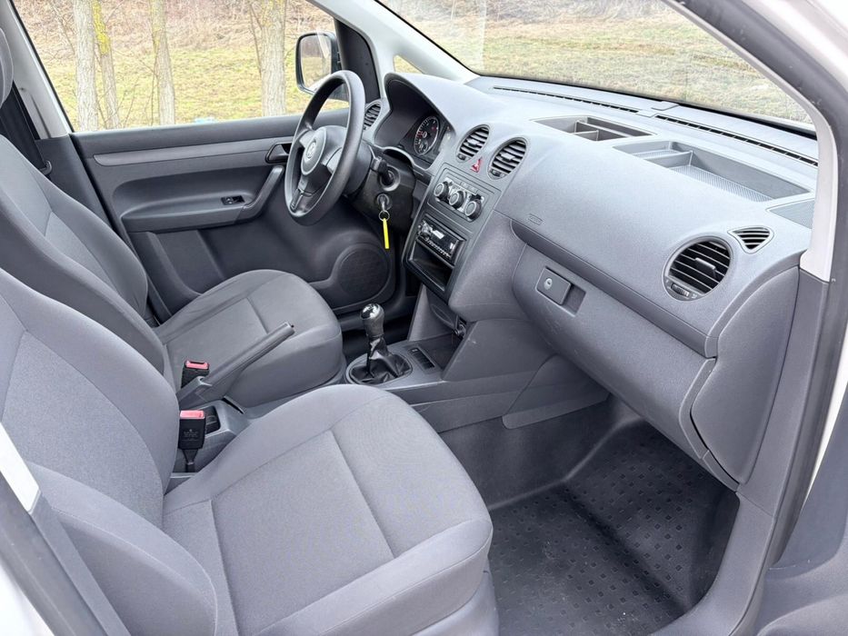 Volkswagen Caddy Maxi Motor 1.6 TDI - 102 CP - Euro  5