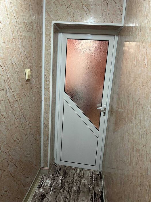 Продава се Къща в Карнобат - 192 кв.м за 1010 €/кв.м - Снимка #18