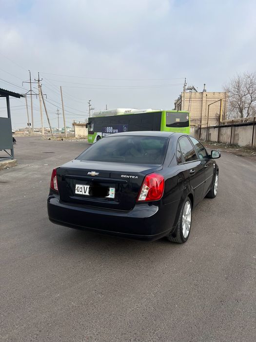 Lasetti jentra gaz-benzin