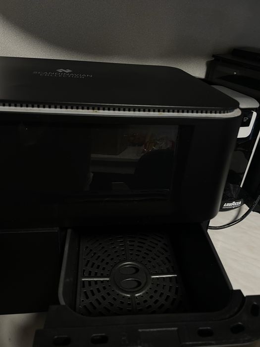 Friteuza cu aer calld