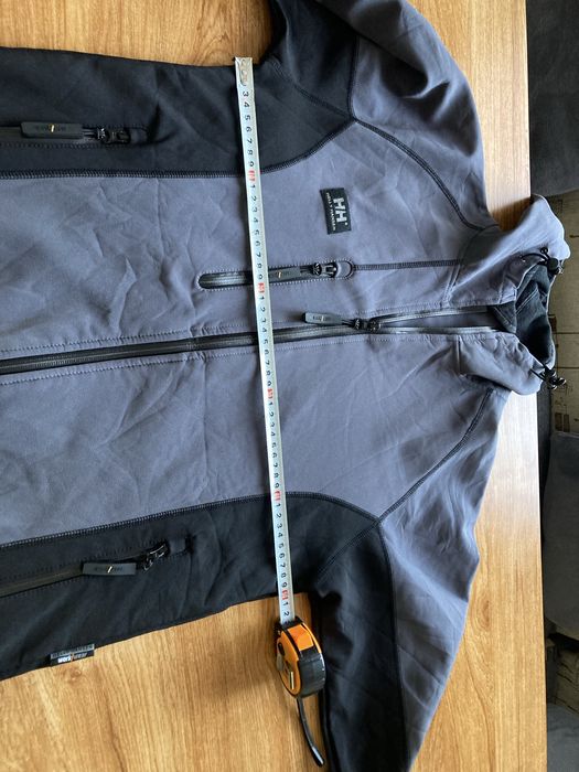 Мъжки оригинален полар -ветровка Helly Hansen