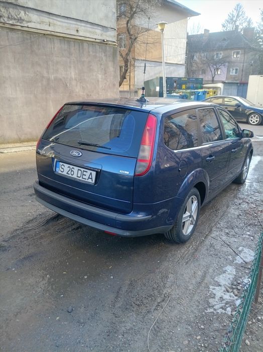 Vând ford focus 2