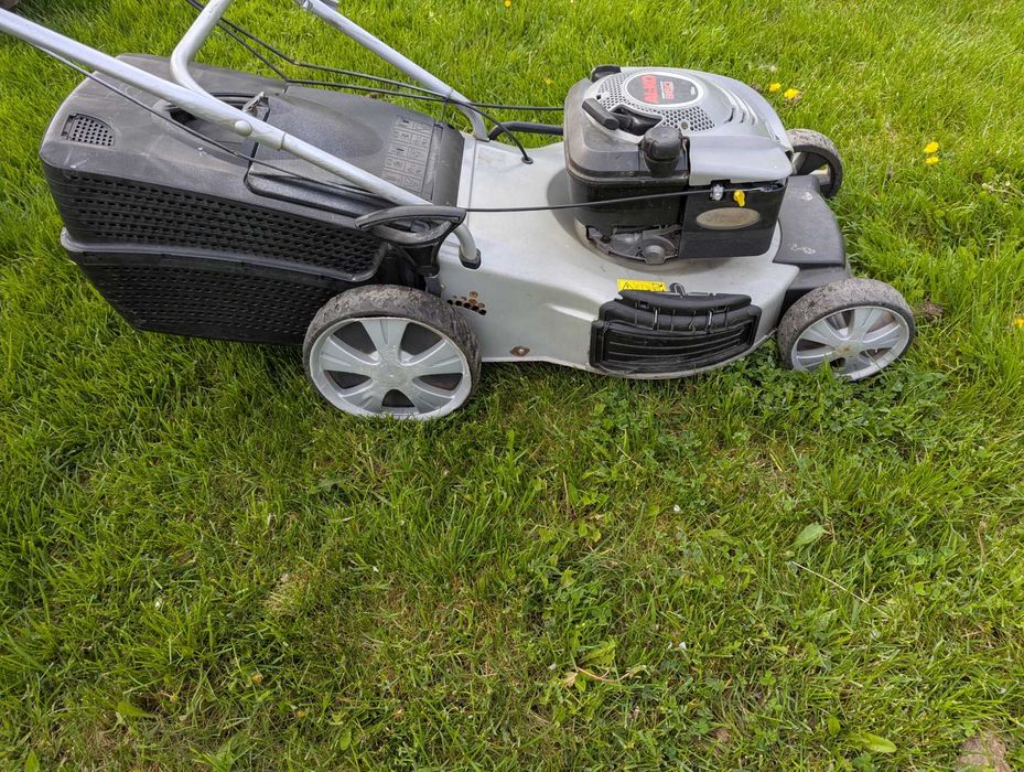 Masina de tuns iarba cu tractiune AL-KO , Briggs&Stratton