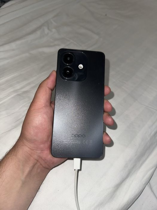 Vand oppo A40 128 gb 6 gb ram stare astepct 10/10