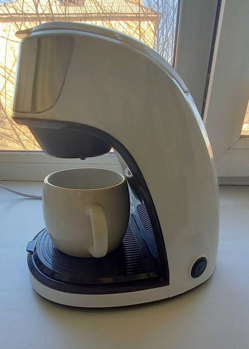 Продается кофеварка KONKA