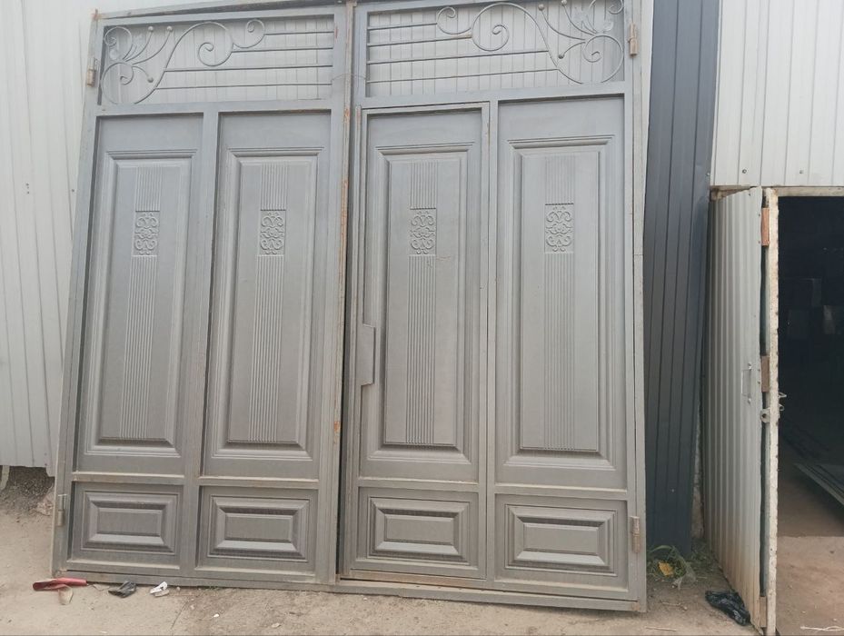 Продаю ворота с установкой