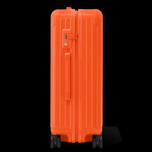 RIMOWA Essential — Gloss Orange