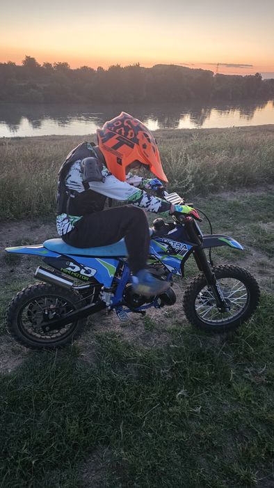 Vând moto cross enduro Ultra