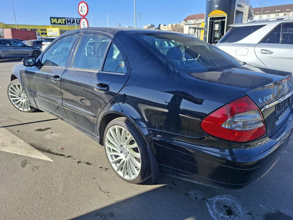 Mercedes benz e200 *w211 facelift.