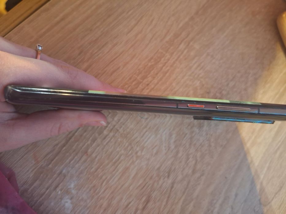 Продавам Huawei P40 Pro 256GB – отлична производителност