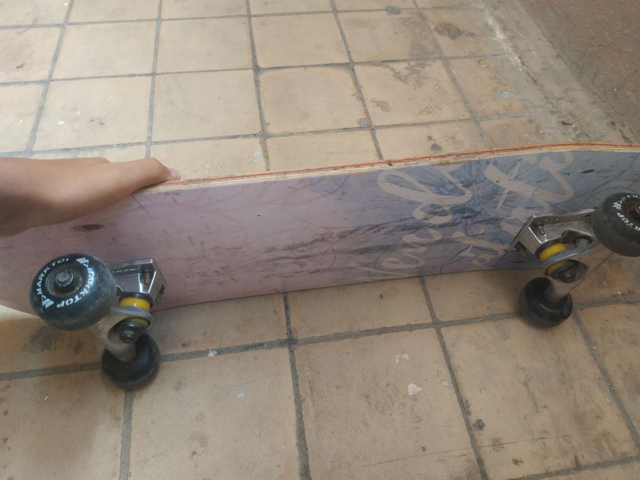 Skateboard  Xolati judayam yaxshi