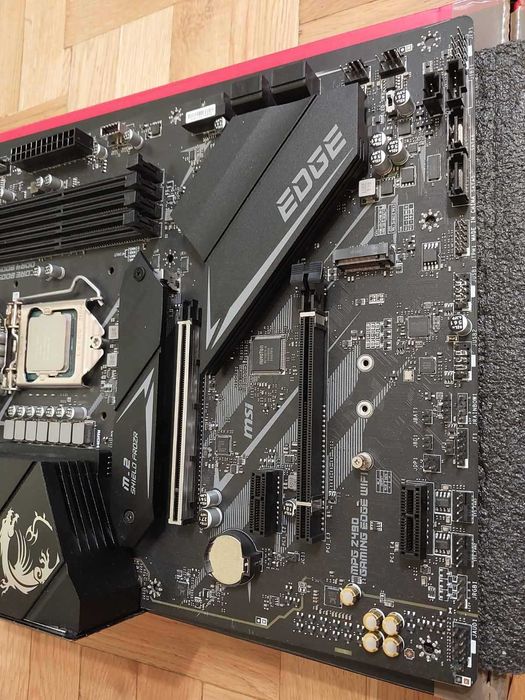 Intel Core i7 10700KF + MSI Z490 Gaming Edge Wi-Fi