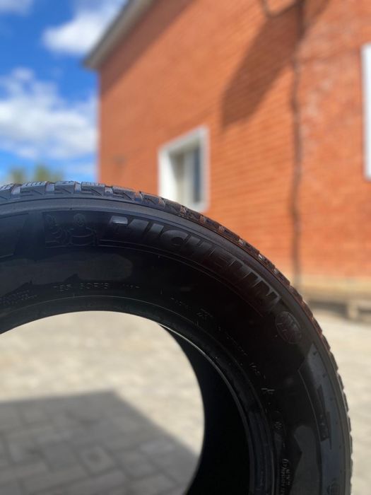 Продам зимние шины