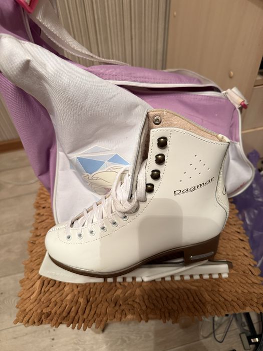 Коньки фигурные 36