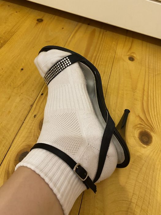 sandale cu toc stiletto