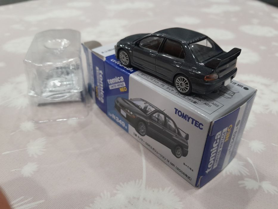 Tomica Lancer Evolution 9