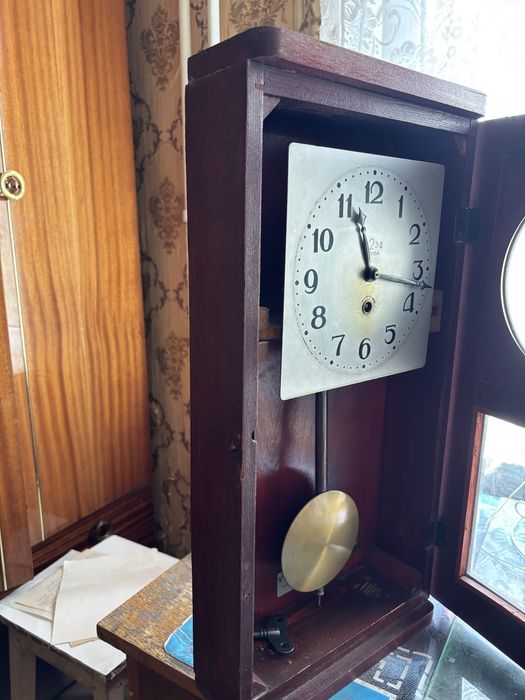 Настенные часы советского производства