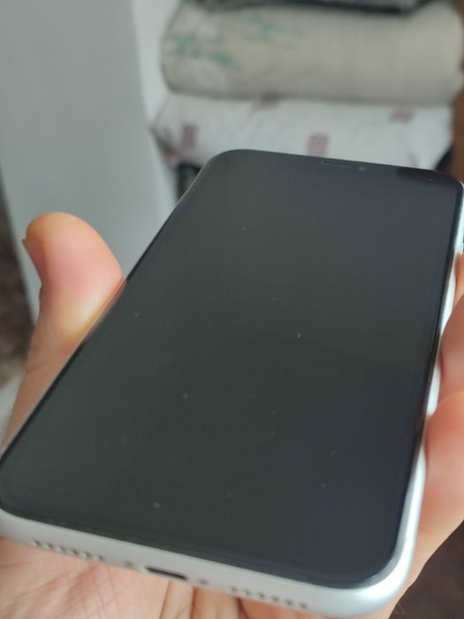 Смартфон iPhone XR