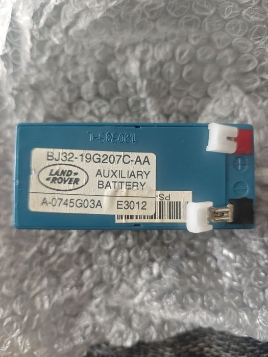 Baterie Auxiliară Selector Viteze Originală Land Rover Range Rover Evoque – Cod BJ32-19G207C-AA / LR024953