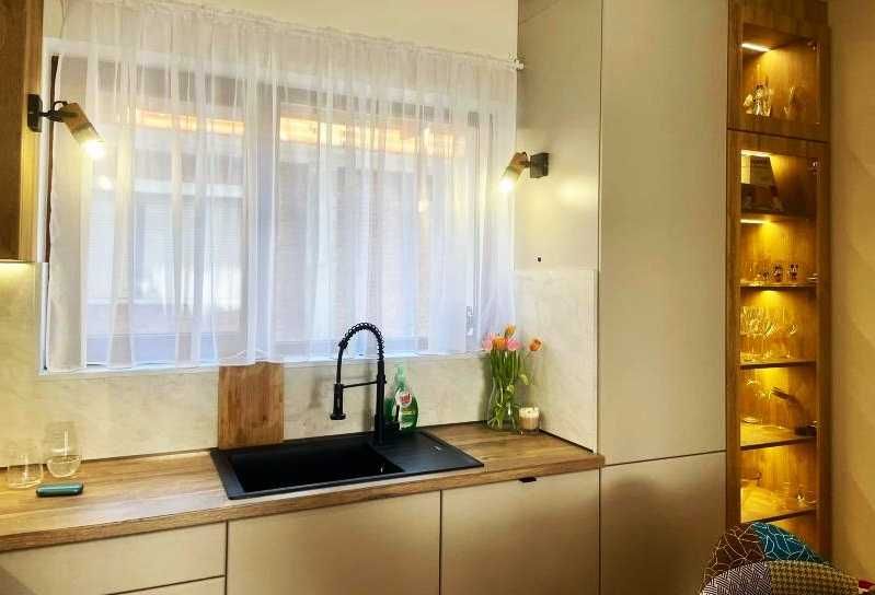 Дава се под наем Двустаен апартамент в София, Кръстова вада - 65 кв.м за 650 € - Снимка #1