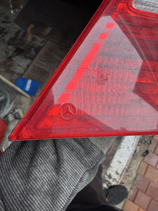 Фонарь задний w220