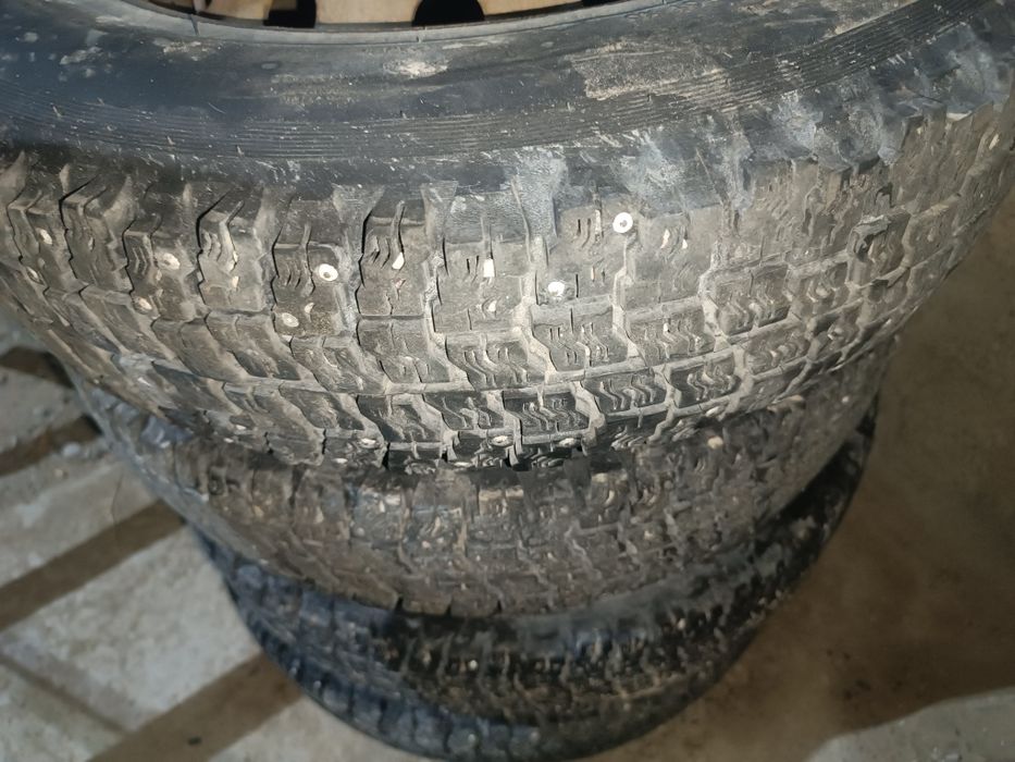 Нива комплект шыны 175/80/16