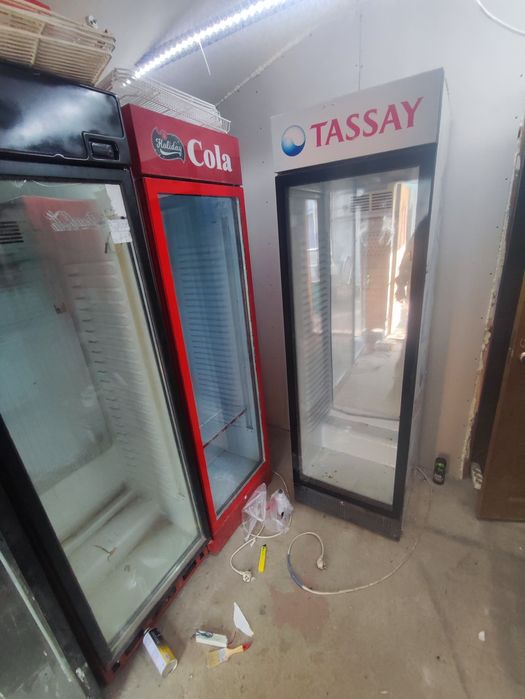 Холодильники стеклянные