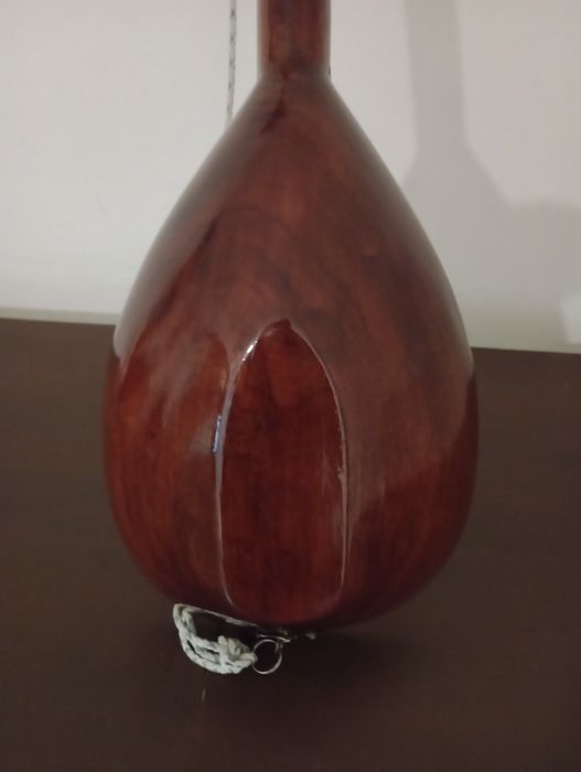 Продавам Тамбура