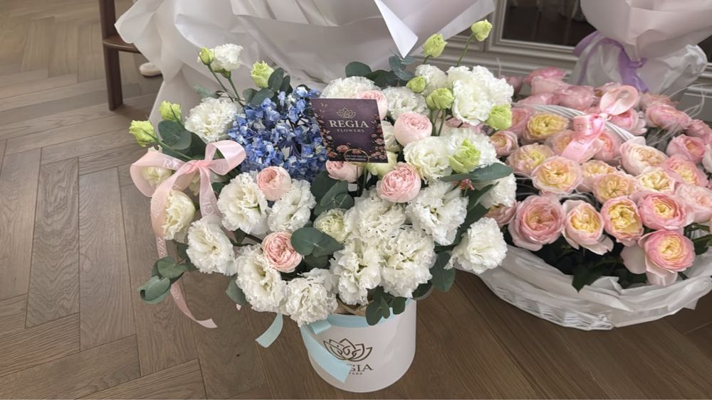 Свежие букеты цветов