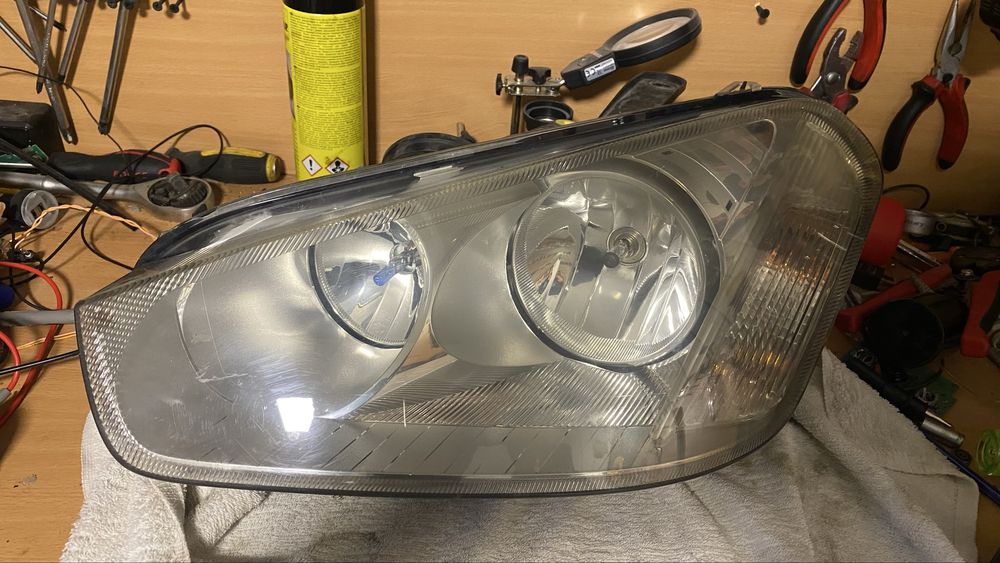 Фарове Ford C-Max 2008-2010г