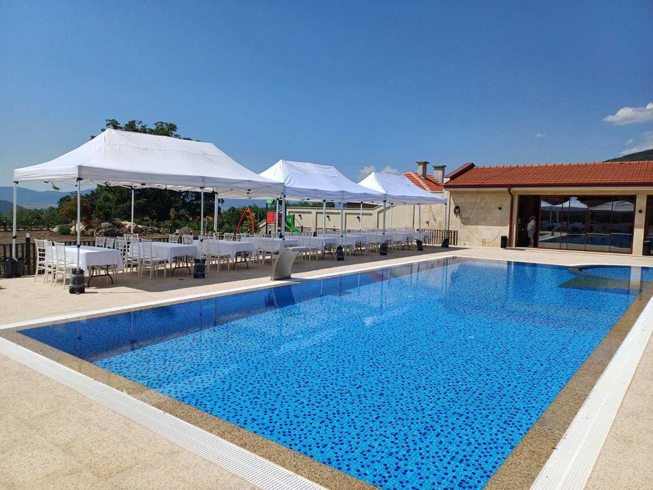 Правоъгълна кетъринг маса 180 см. под наем