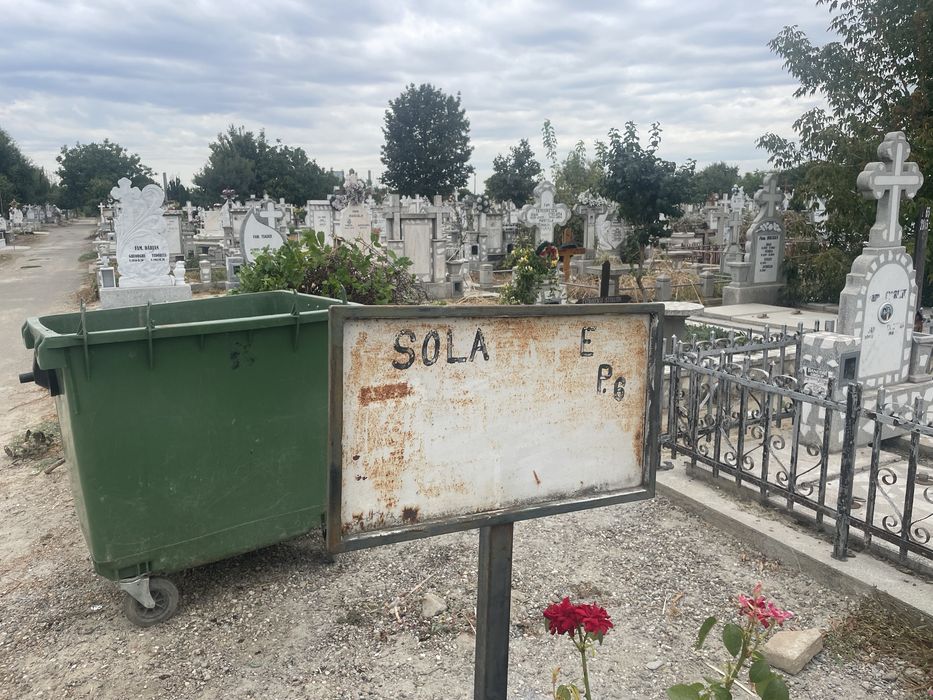 De vanzare loc de veci Sf Lazar