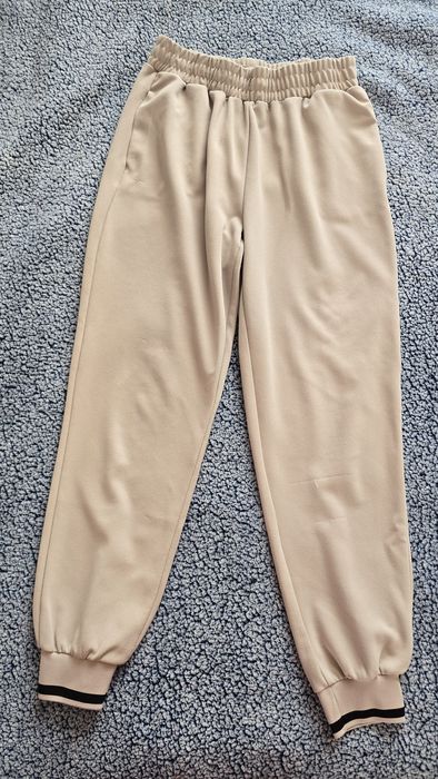 Пола и панталони