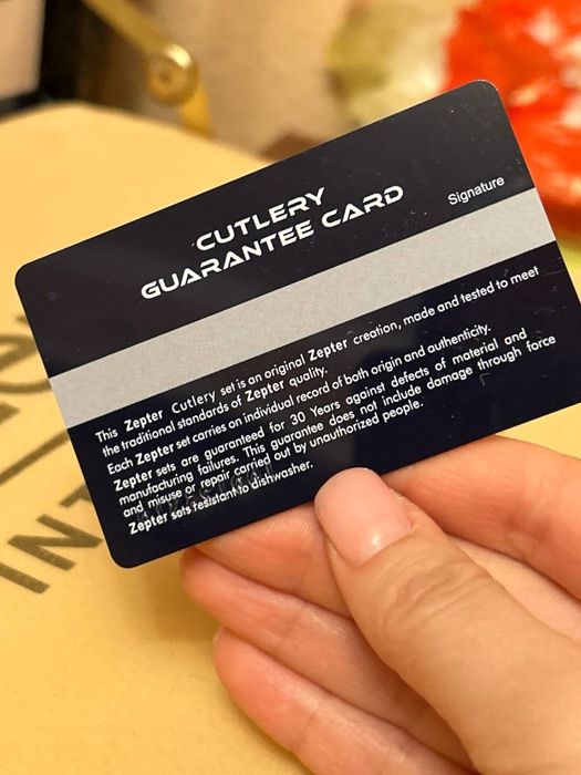 Столовый прибор на 12 персон