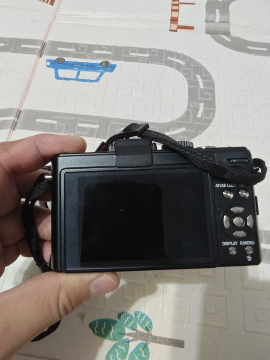 Продам LEICA D-LUX 5