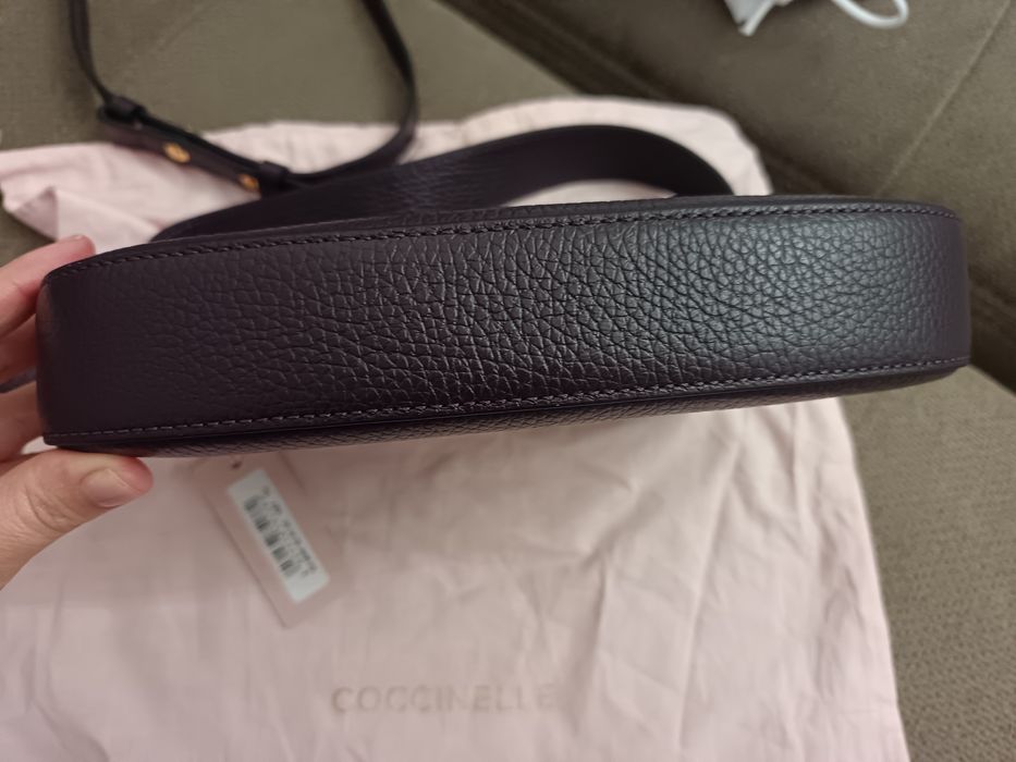 Продам сумку coccinelle! НОВАЯ