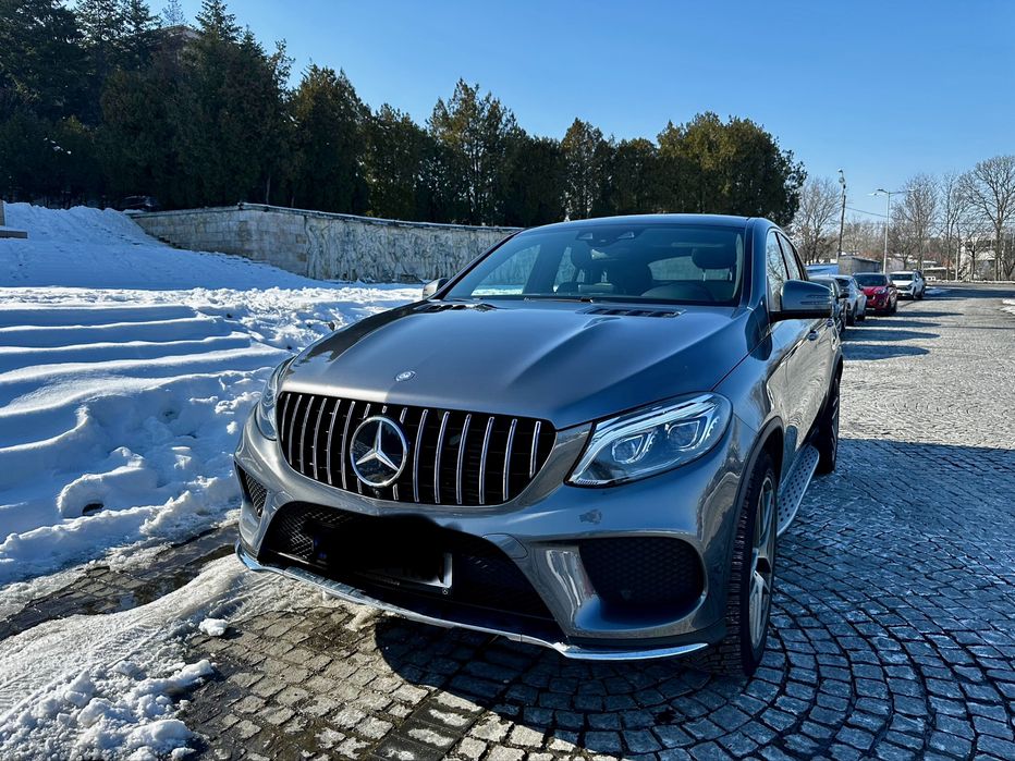 Mercedes GLE Coupe. / Variante imobiliare