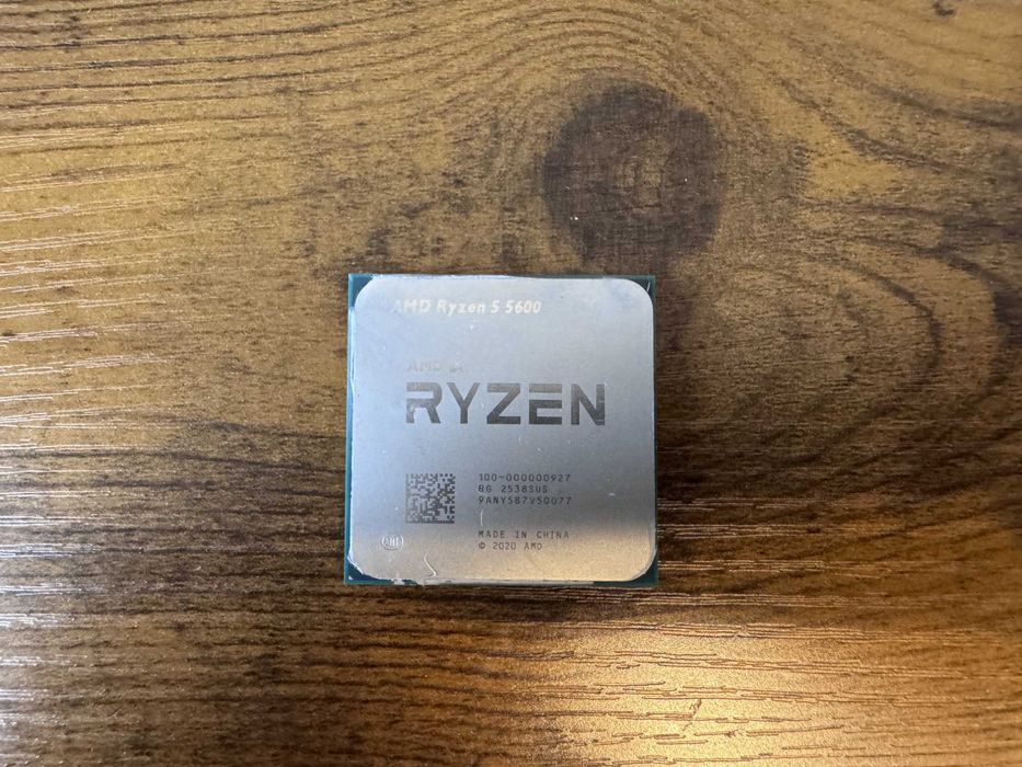 Procesor AMD Ryzen 5 5600 6 Nuclee Ca Nou AM4