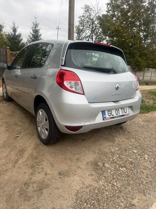 Renault clio stare impecabila