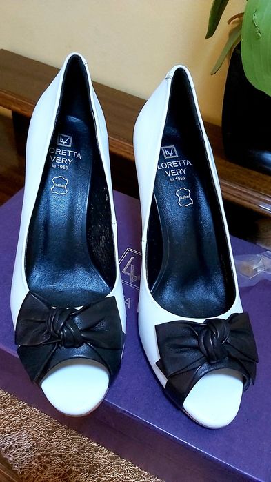 Новые КожаныеТуфли,Босоножки.